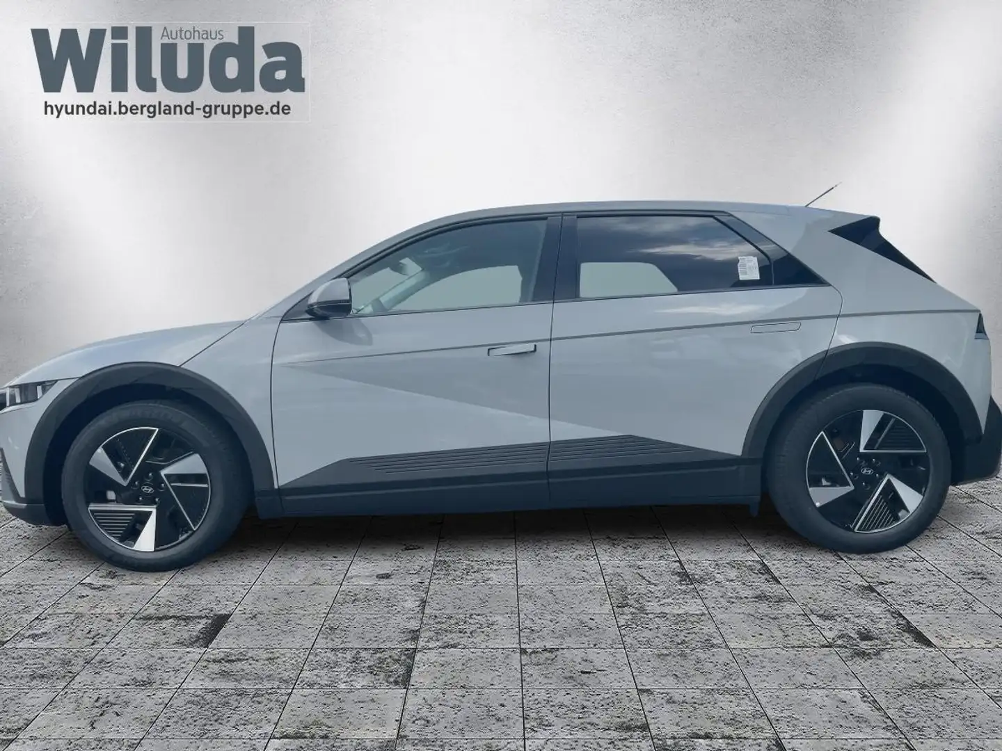 Hyundai IONIQ 5 Techniq (MY25) 84 kWh 229 PS  Bose Sound Grau - 2