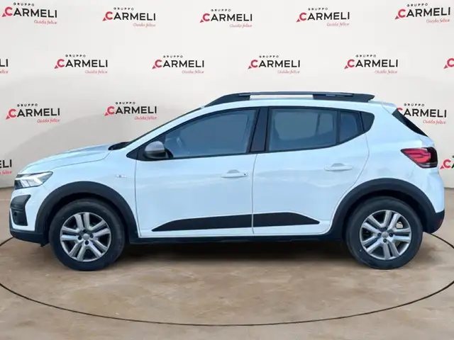Dacia Sandero view 2