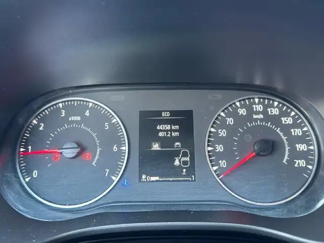 Dacia Sandero view 9