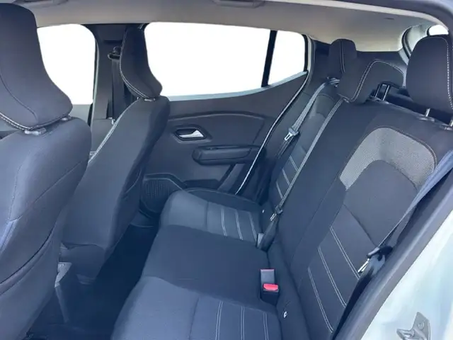 Dacia Sandero view 15