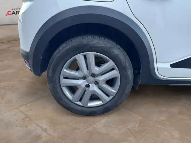 Dacia Sandero view 6