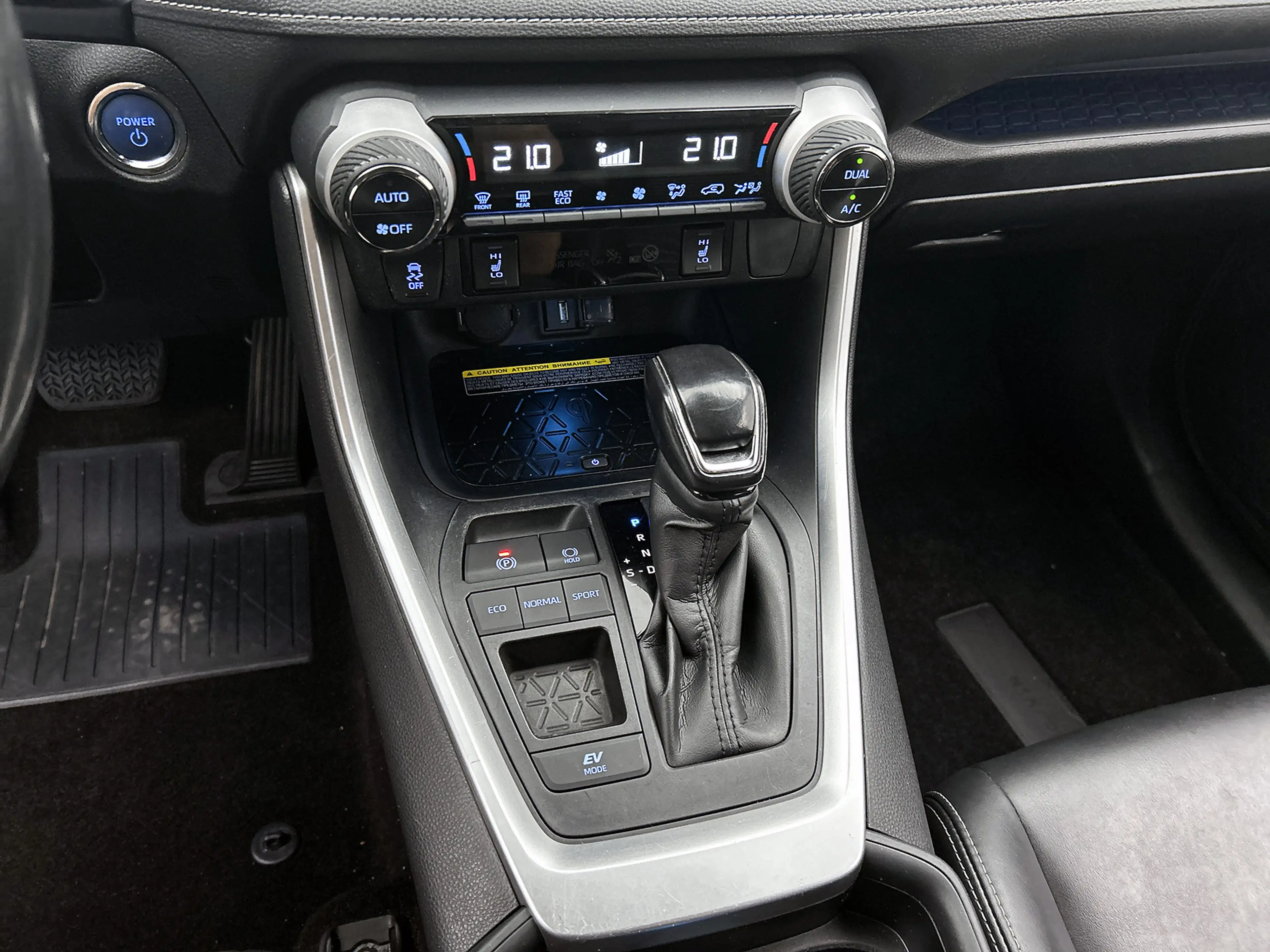 Toyota RAV 4 2.5 Hybrid Executive Camera, Stoelverwarming — photo 17