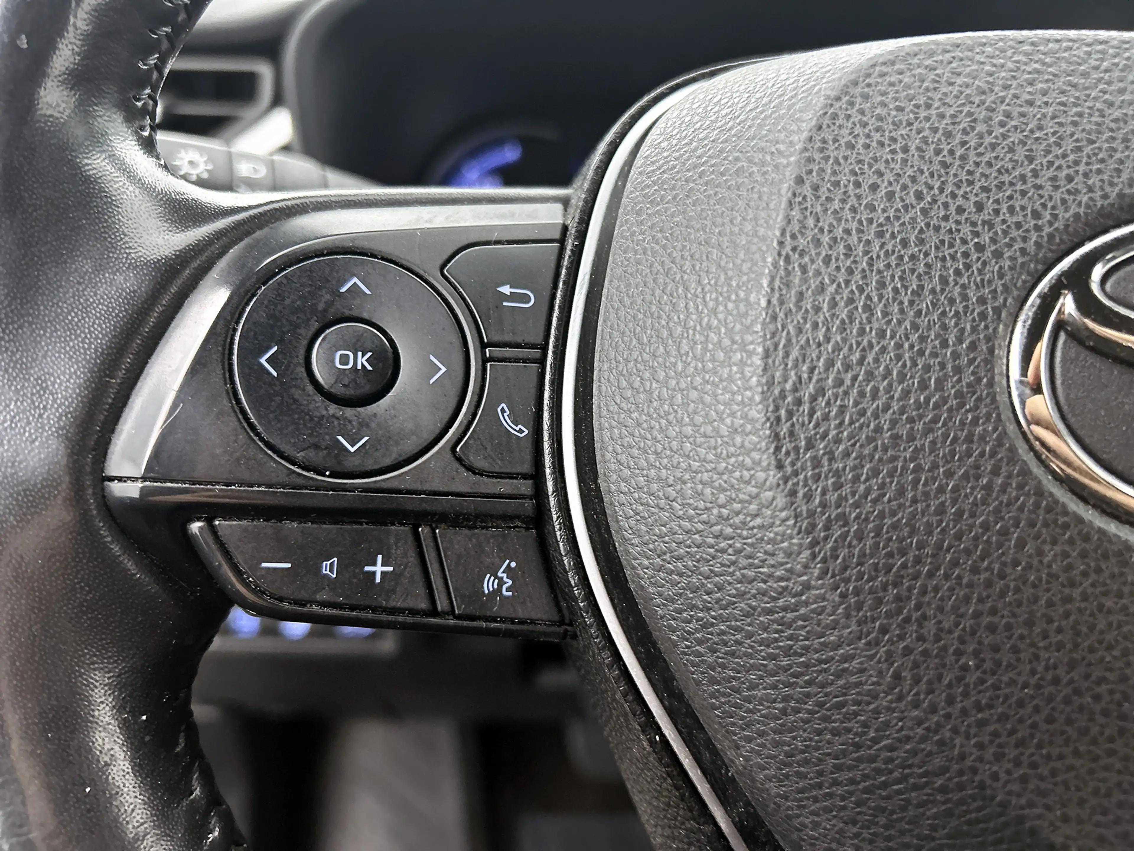 Toyota RAV 4 2.5 Hybrid Executive Camera, Stoelverwarming — photo 35