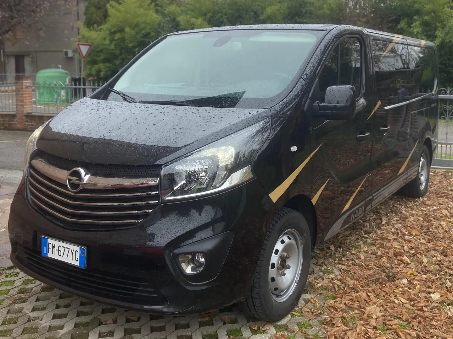 Opel Vivaro Monovolume 9 Posti 1.6Tdi 145Cv Euro6b Iva Esclusa Nero - 2