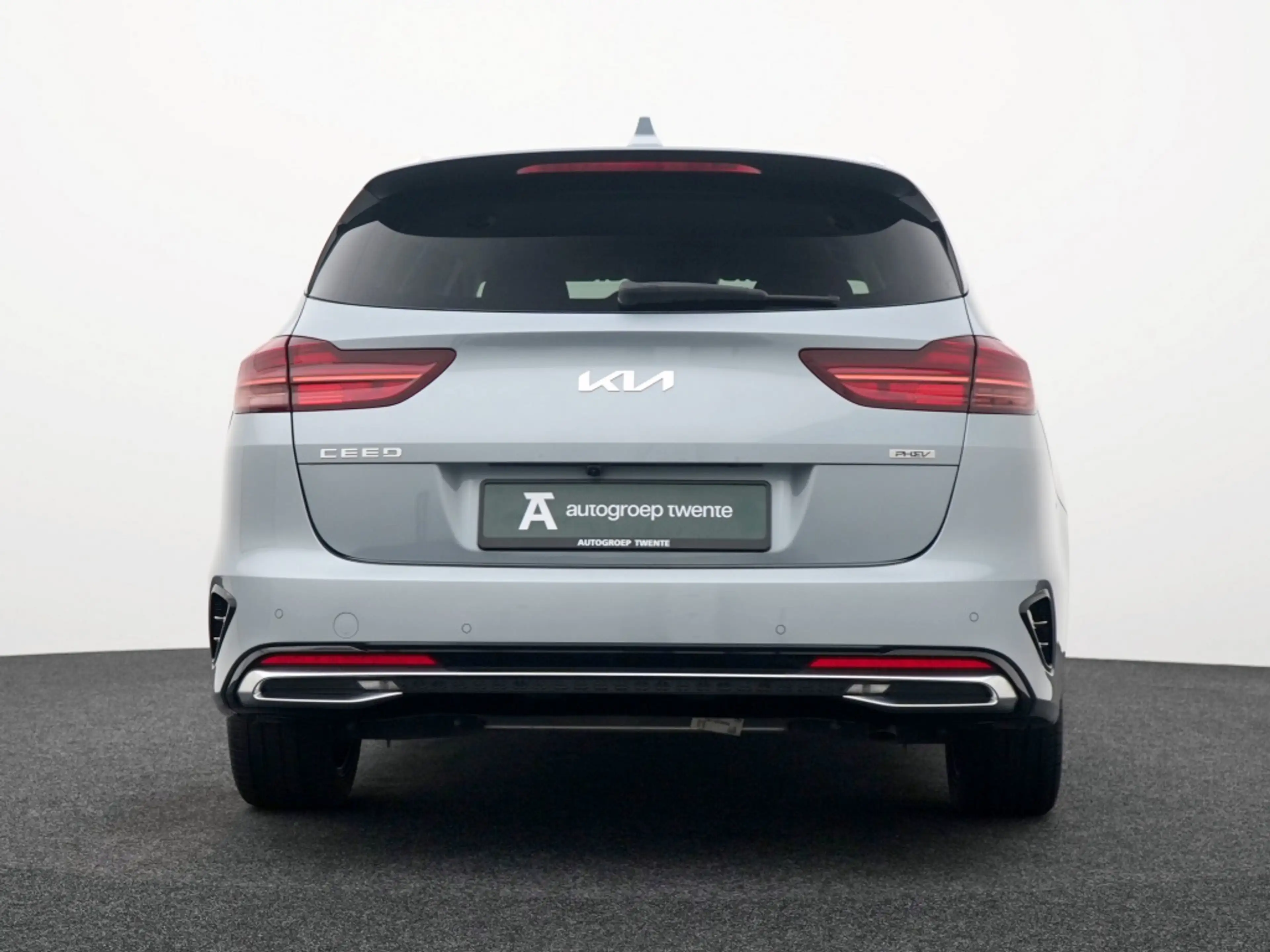 Kia Ceed SW / cee'd SW Sportswagon 1.6 GDI PHEV Dynamicline | Stoelverwar — photo 9