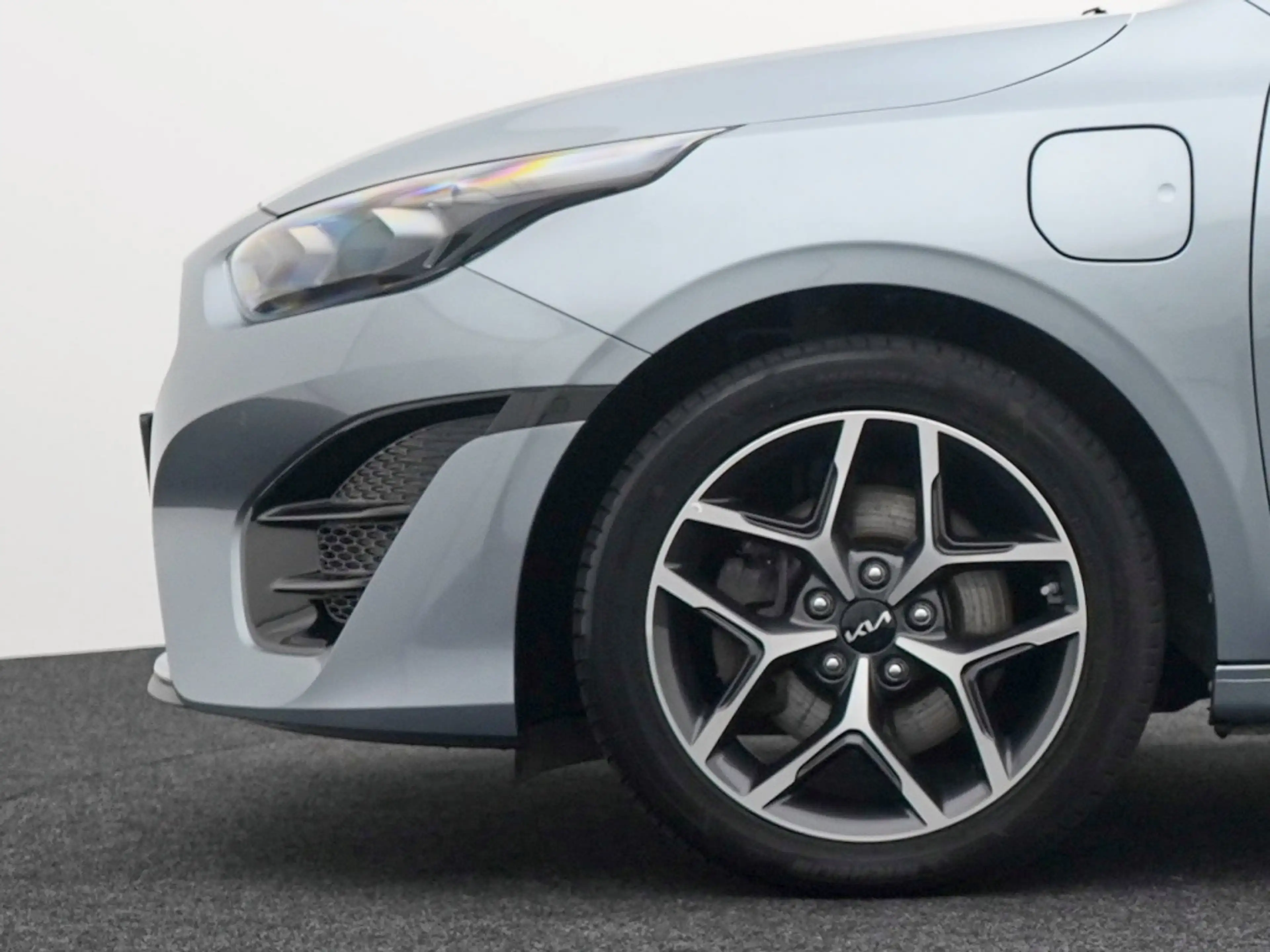 Kia Ceed SW / cee'd SW Sportswagon 1.6 GDI PHEV Dynamicline | Stoelverwar — photo 7