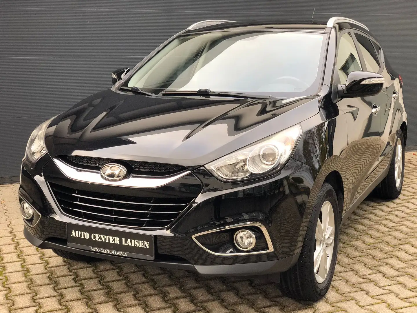 Hyundai iX35 Premium AWD Navi Leder Kamera AHK PDC Schwarz - 1