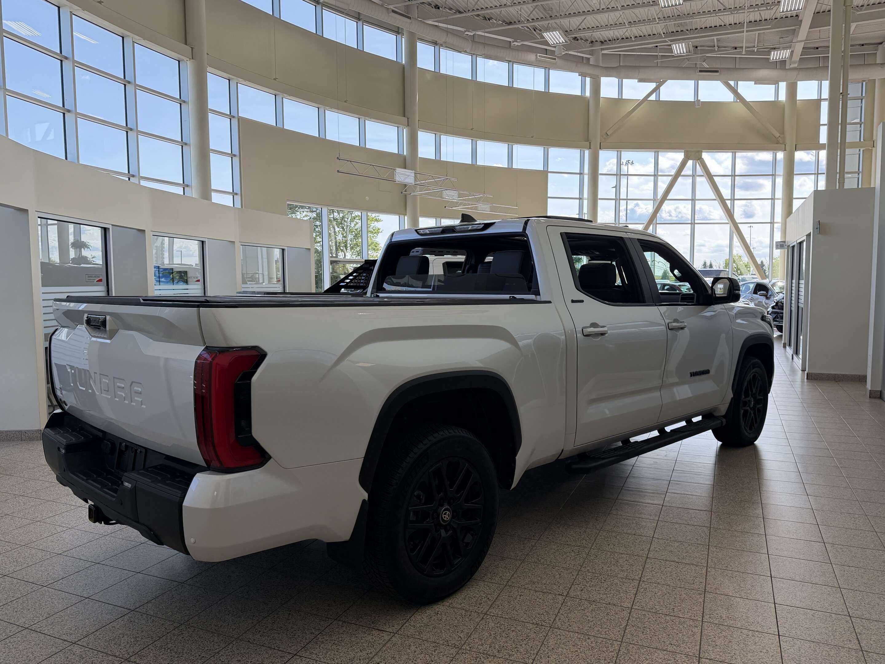 2026 Toyota Tundra CrewMax Limited L - Limited Nightshade — снимка 1