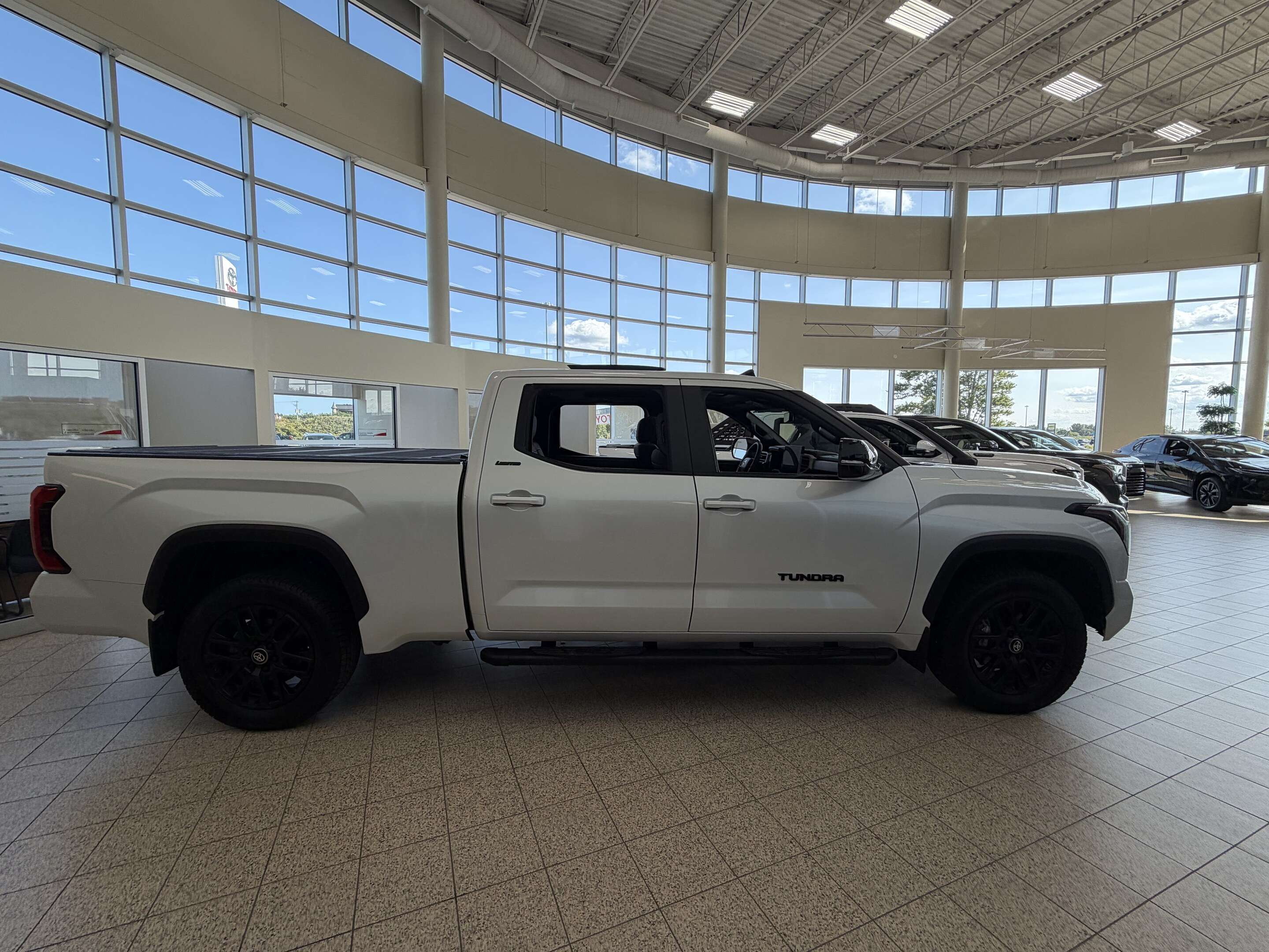 2026 Toyota Tundra CrewMax Limited L - Limited Nightshade — снимка 1