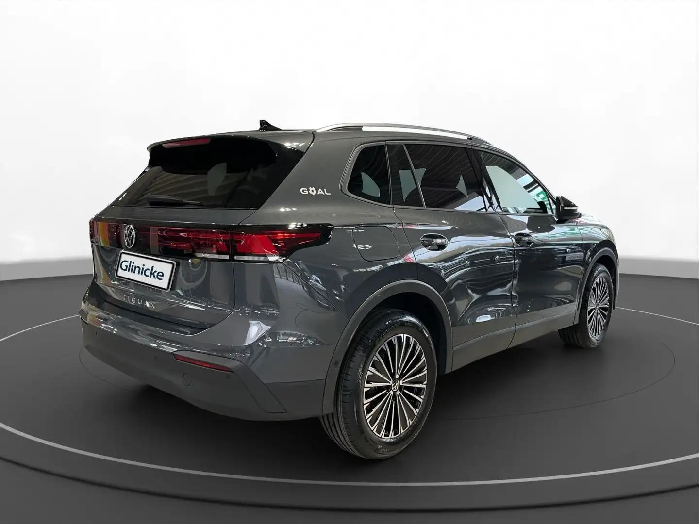 Volkswagen Tiguan Life "GOAL" 2,0 TDI (150 PS) DSG | AHK Grau - 2