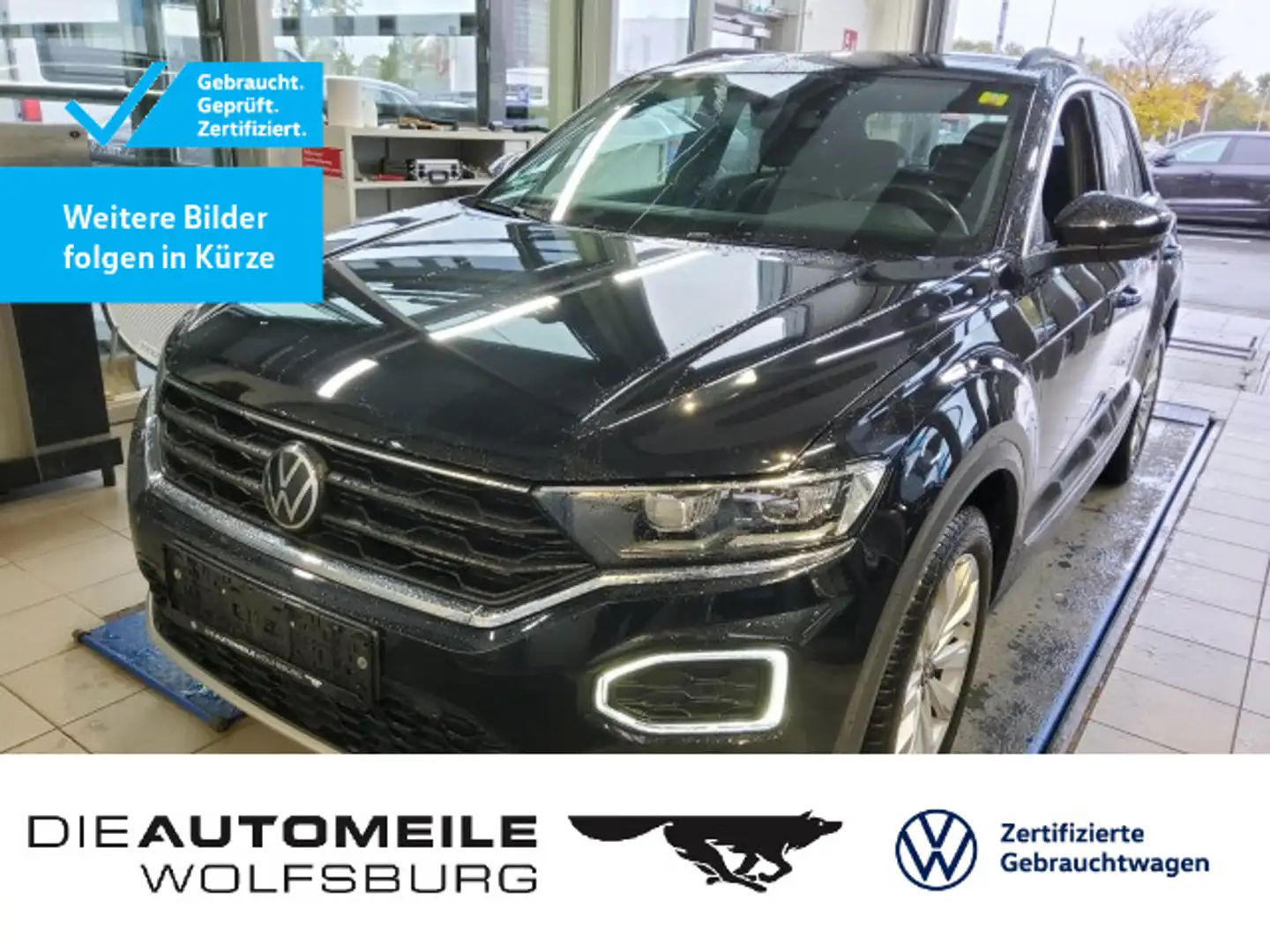 Volkswagen T-Roc 1.5 TSI DSG Sport LED/ACC/Einparkhi Zwart - 1
