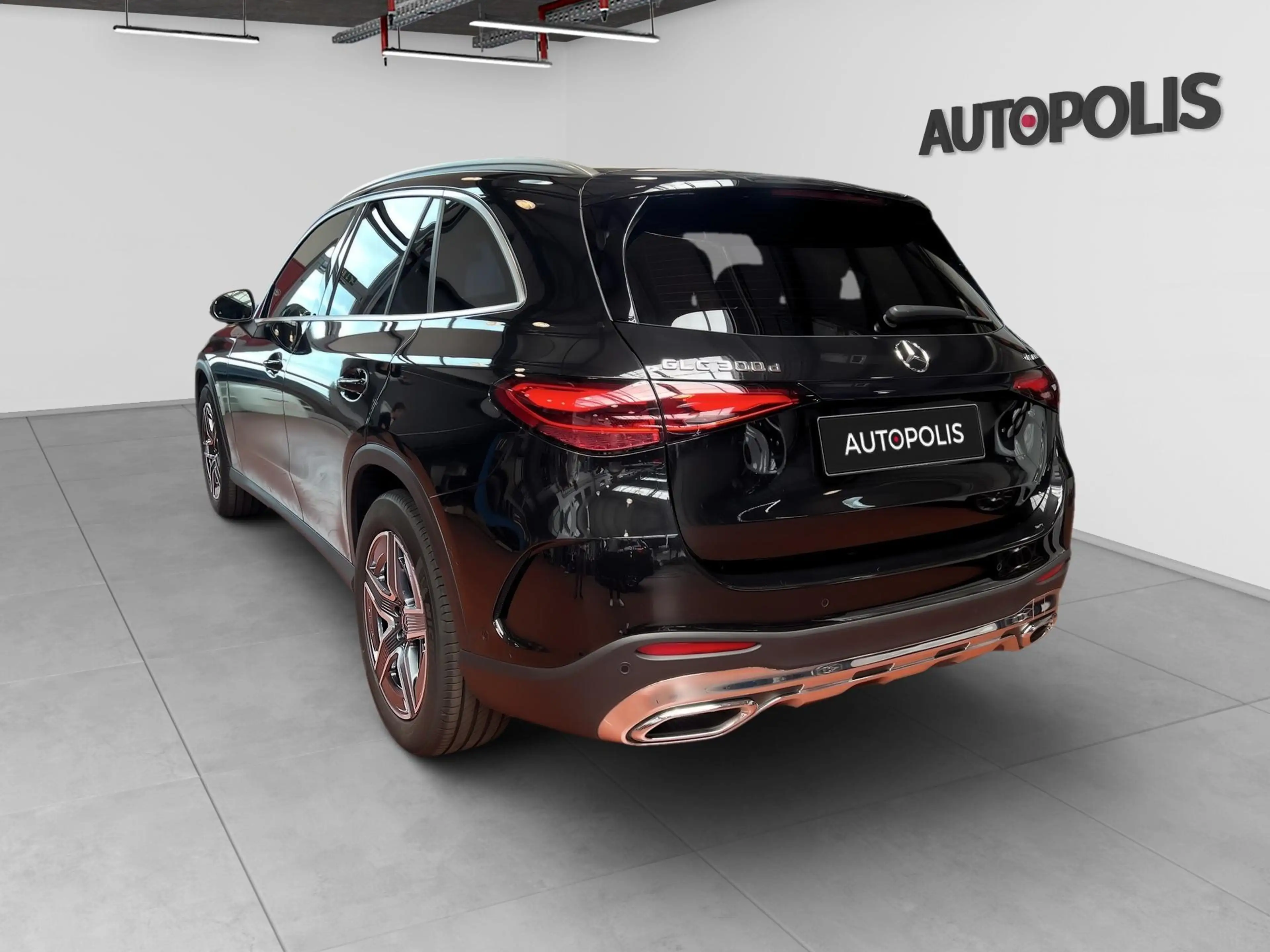 Mercedes-Benz GLC 300 2.0 d 4MATIC AMG Line — photo 15