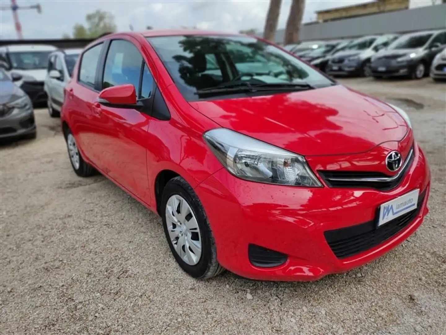 Toyota Yaris GPL ACTIVE 1.0cc 69cv Rosso - 2