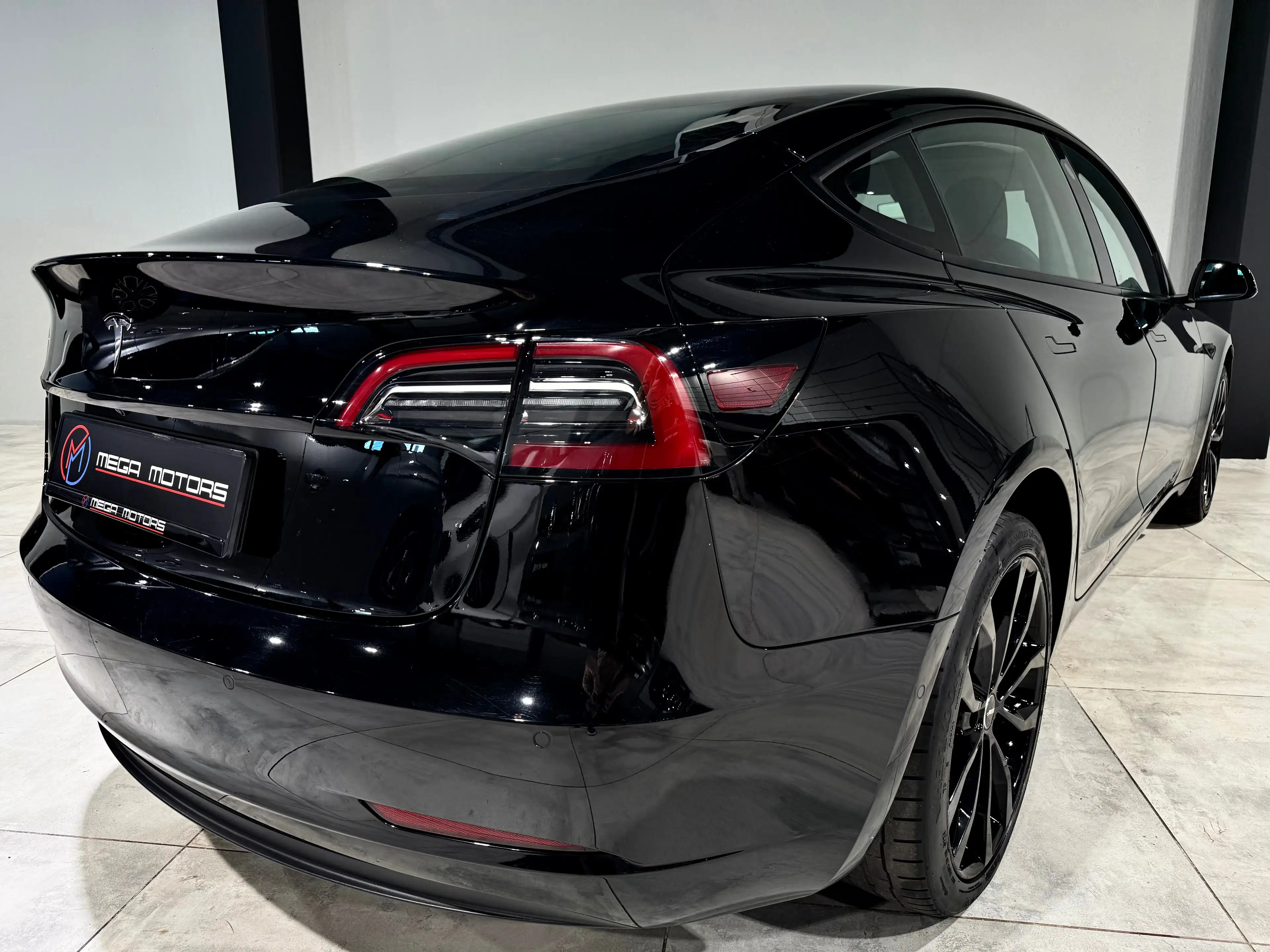 Tesla Model 3 60 kWh SR+ 325CV !! PRETE A iMMAT !! EN STOCK !! TVA/BTW iNCL !! — photo 4