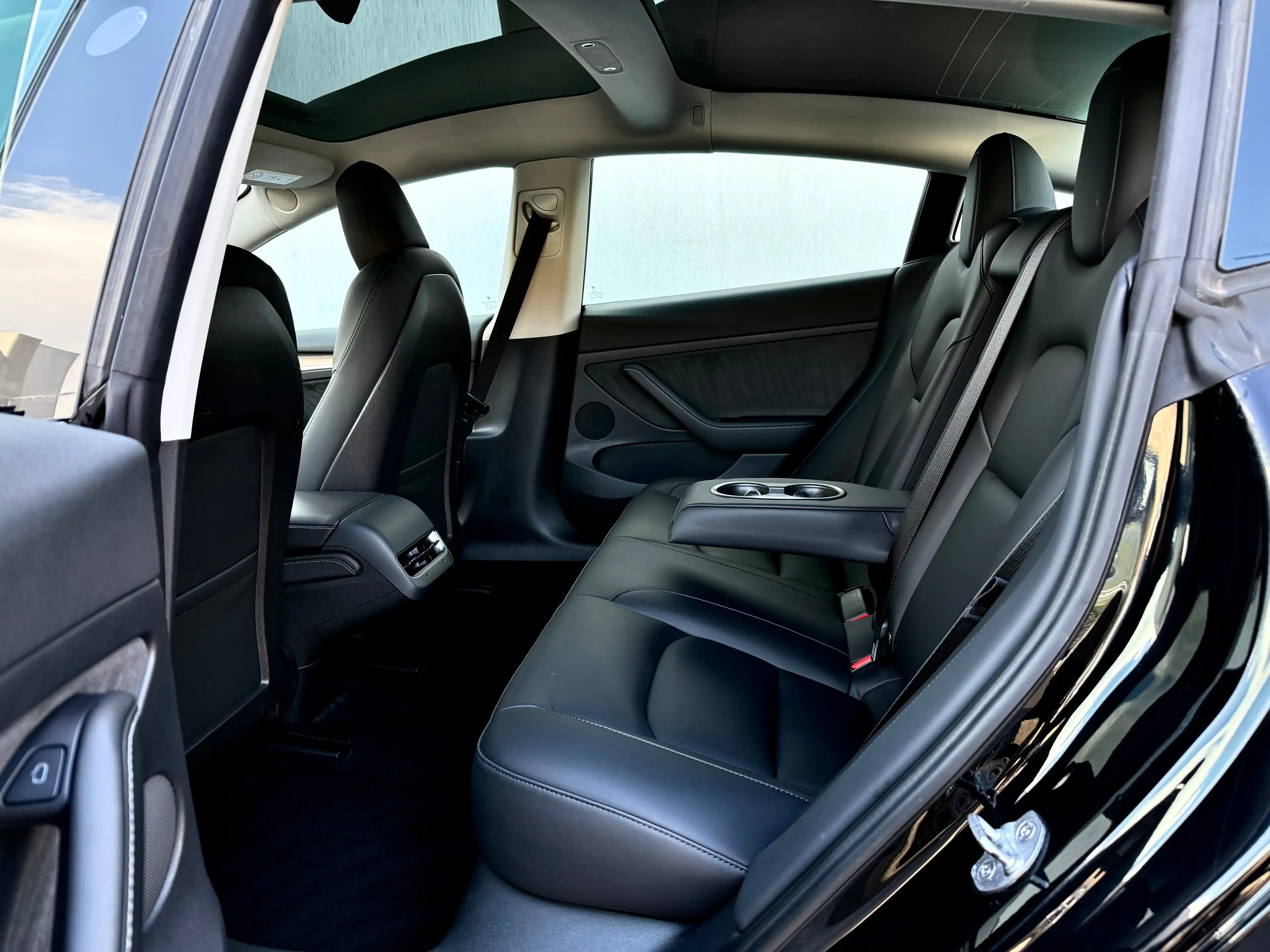 Tesla Model 3 60 kWh SR+ 325CV !! PRETE A iMMAT !! EN STOCK !! TVA/BTW iNCL !! — photo 15