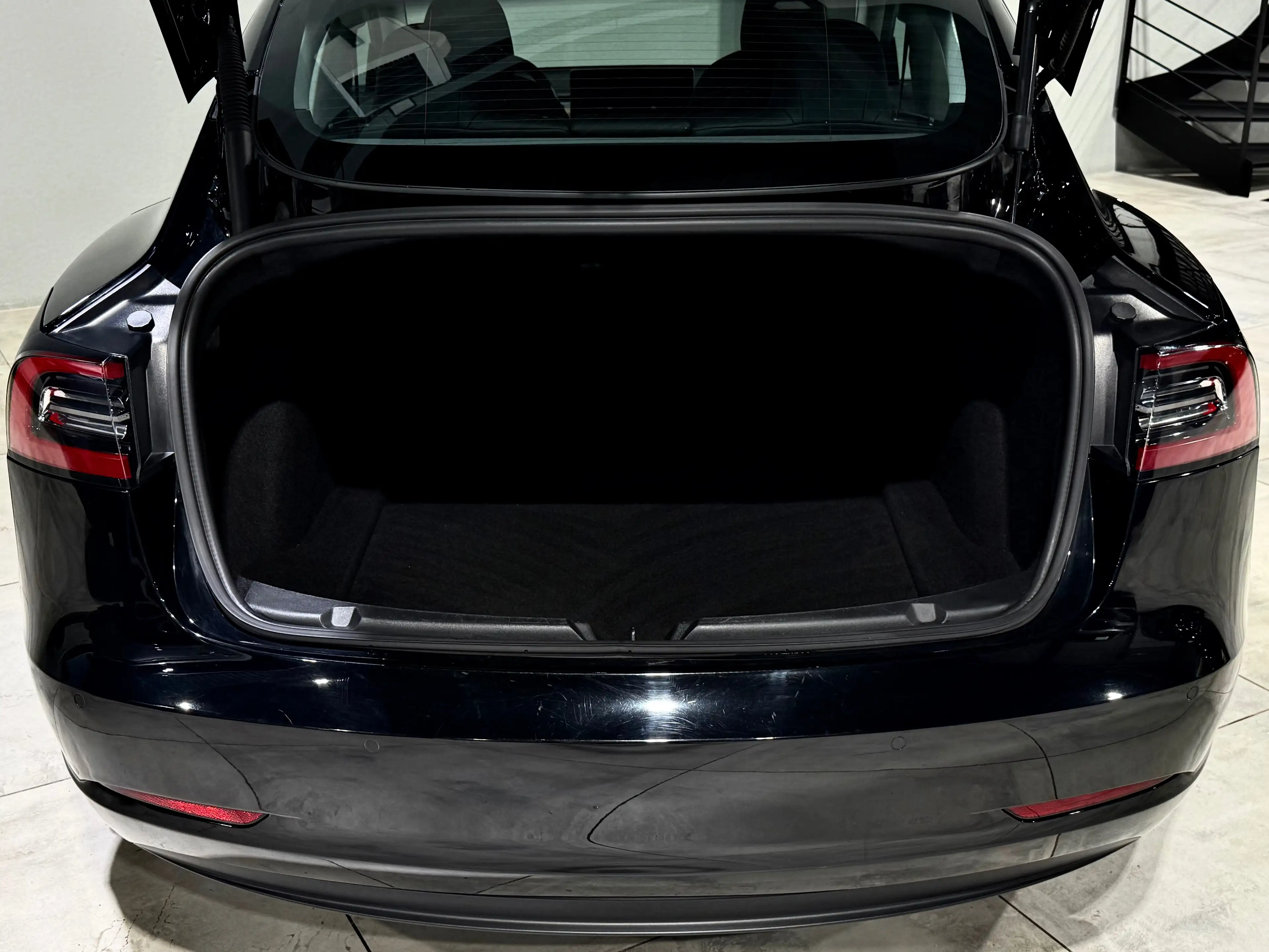Tesla Model 3 60 kWh SR+ 325CV !! PRETE A iMMAT !! EN STOCK !! TVA/BTW iNCL !! — photo 6