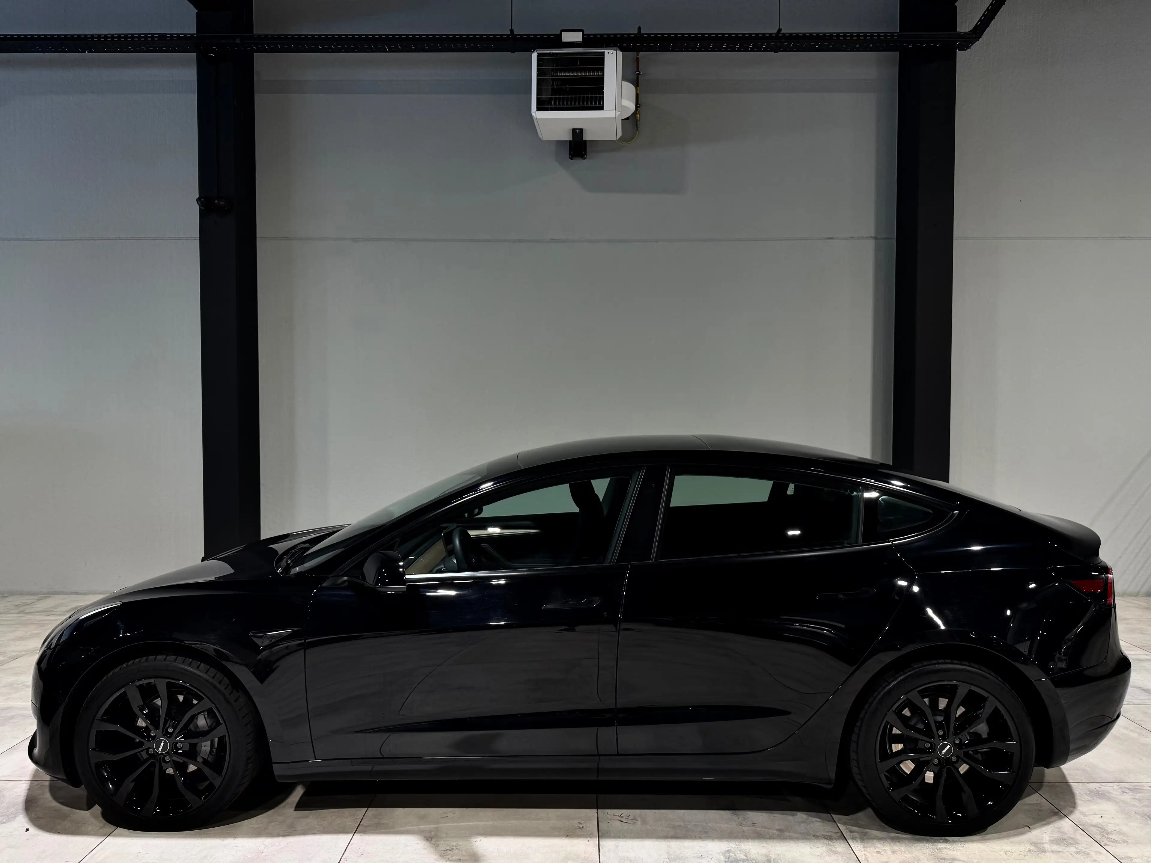 Tesla Model 3 60 kWh SR+ 325CV !! PRETE A iMMAT !! EN STOCK !! TVA/BTW iNCL !! — photo 5