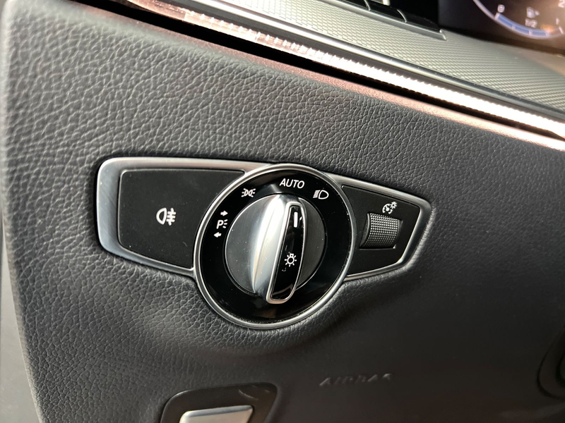 Mercedes-Benz E 220 d/ AMG LINE/ NIGHT/ PANO/ STANDHEIZ./WIDE — photo 25