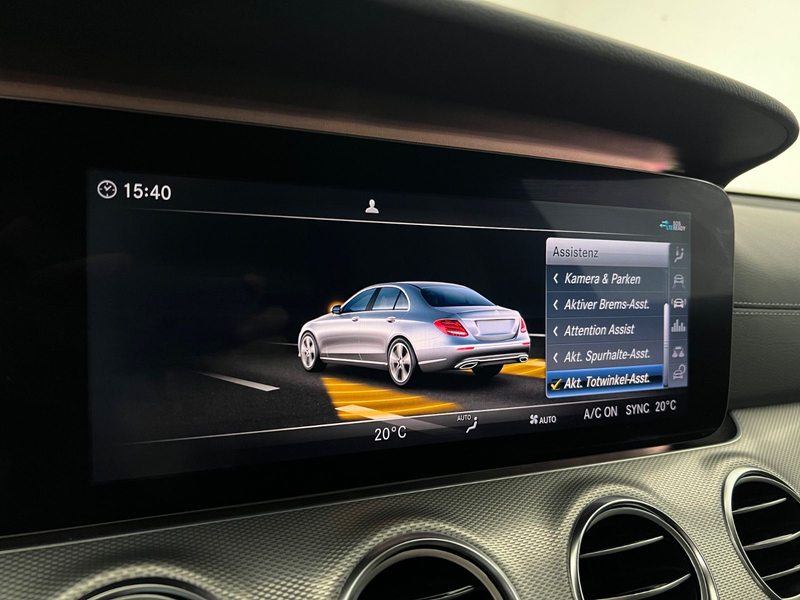 Mercedes-Benz E 220 d/ AMG LINE/ NIGHT/ PANO/ STANDHEIZ./WIDE — photo 36