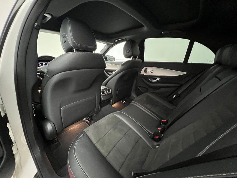 Mercedes-Benz E 220 d/ AMG LINE/ NIGHT/ PANO/ STANDHEIZ./WIDE — photo 12