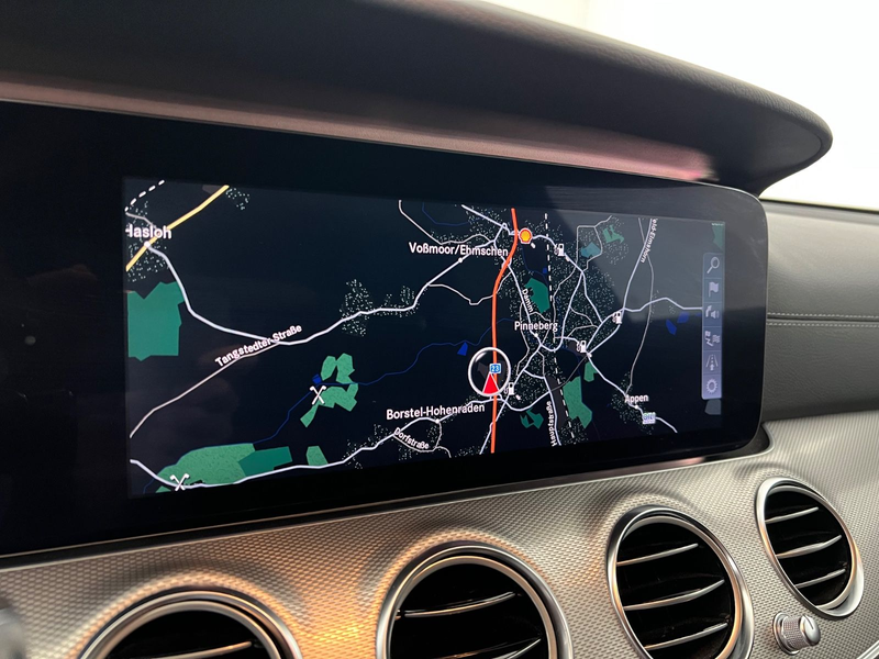 Mercedes-Benz E 220 d/ AMG LINE/ NIGHT/ PANO/ STANDHEIZ./WIDE — photo 31