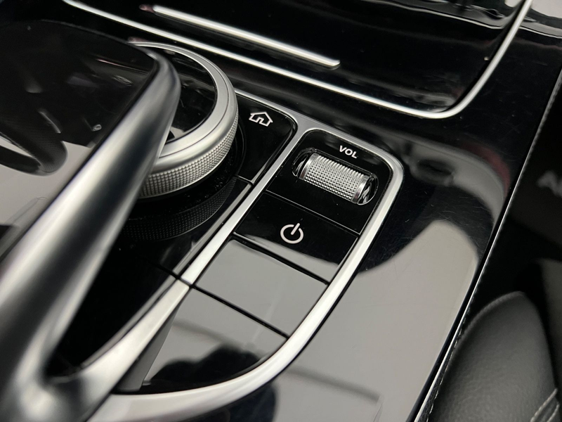 Mercedes-Benz E 220 d/ AMG LINE/ NIGHT/ PANO/ STANDHEIZ./WIDE — photo 43