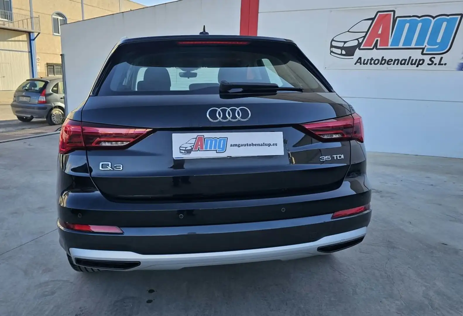 Audi Q3 35 TDI Advanced S tronic 110kW Negro - 2