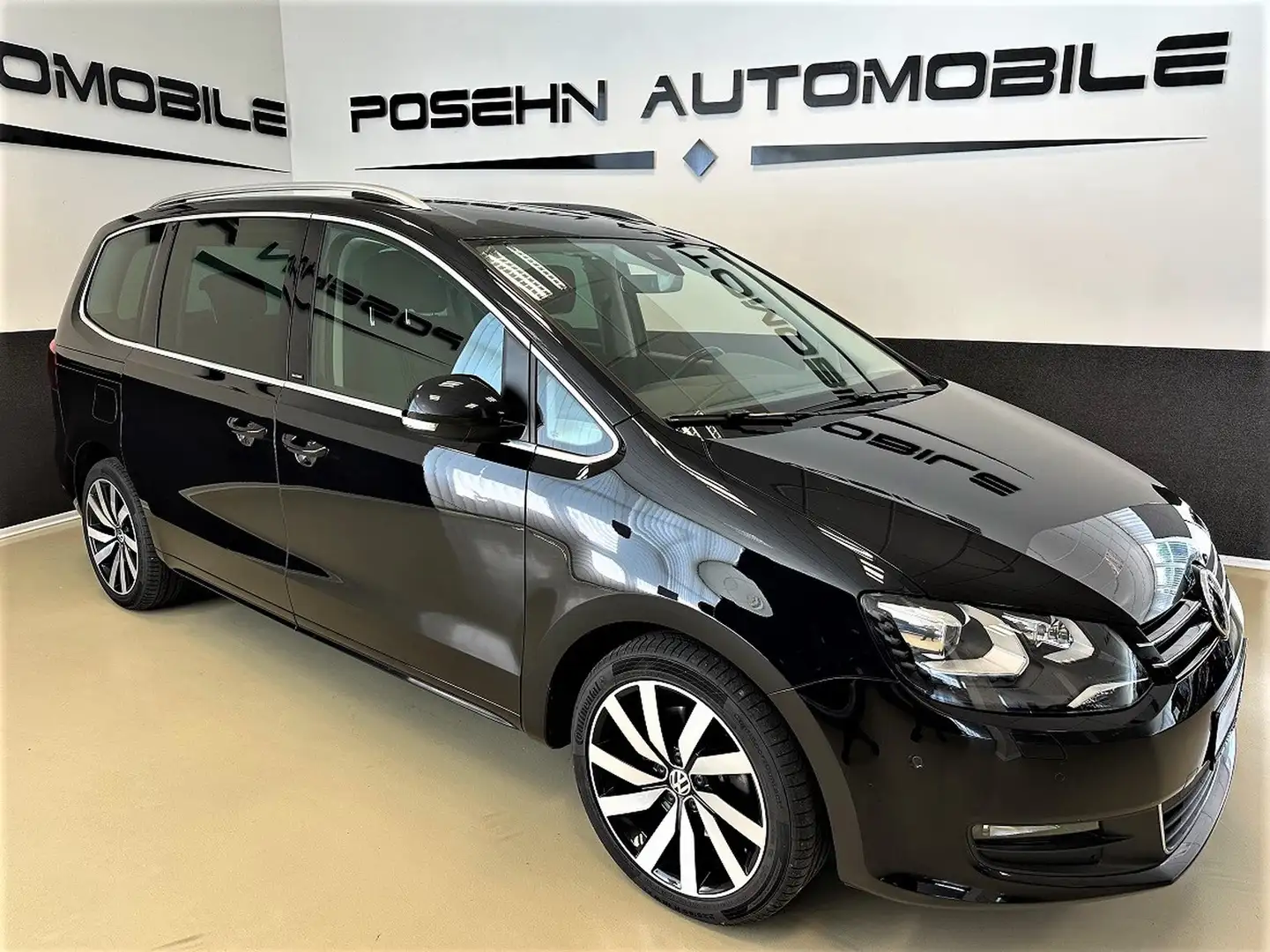 Volkswagen Sharan 2.0 TDI Allstar DSG AHK ACC Xenon Navi Panorama Black - 1