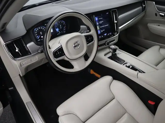 Volvo V90 view 9