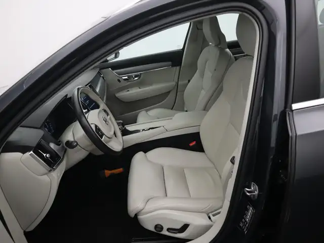 Volvo V90 view 24