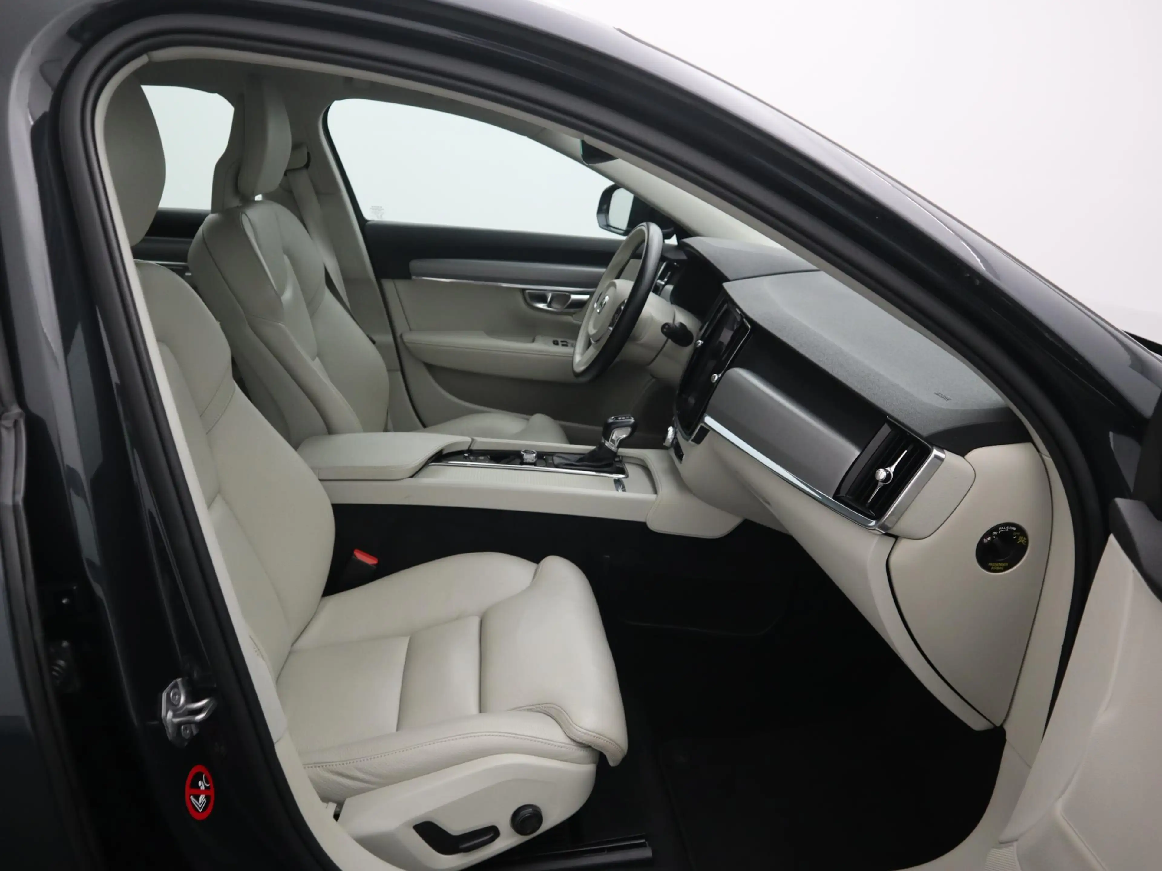 Volvo V90 2.0 T5 90th Anniversary Edition CAMERA / CARPLAY / — photo 46