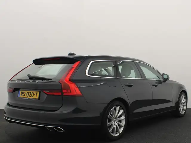 Volvo V90 view 17