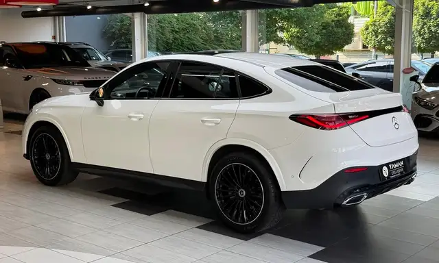 Mercedes-Benz GLC view 9