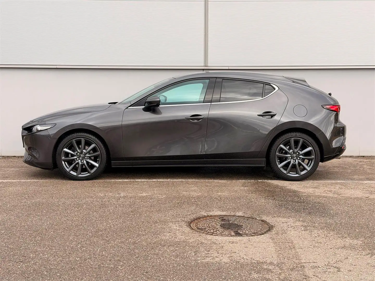 Mazda 3 e-Skyactiv-G140 Exclusive-Line *8fach bereift* Grau - 2