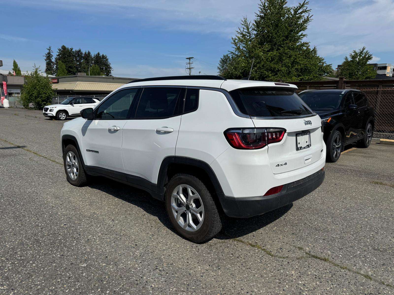 2025 Jeep Compass — view 5
