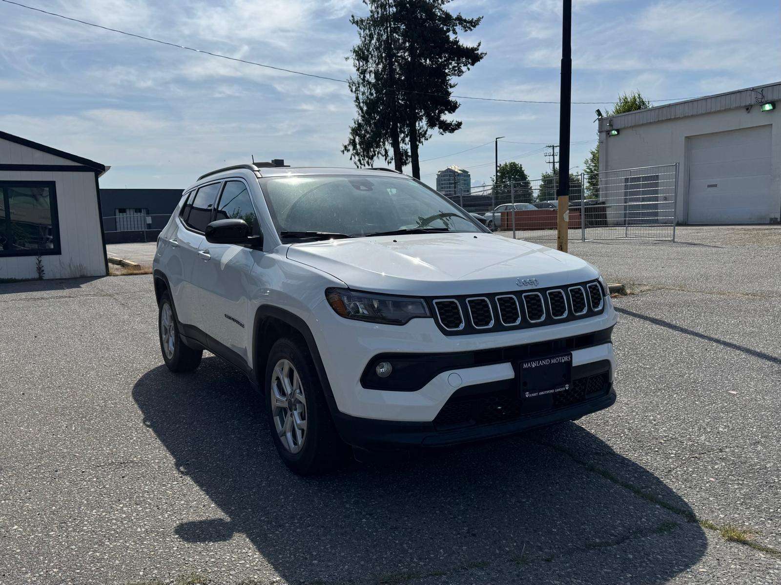 2025 Jeep Compass — view 3