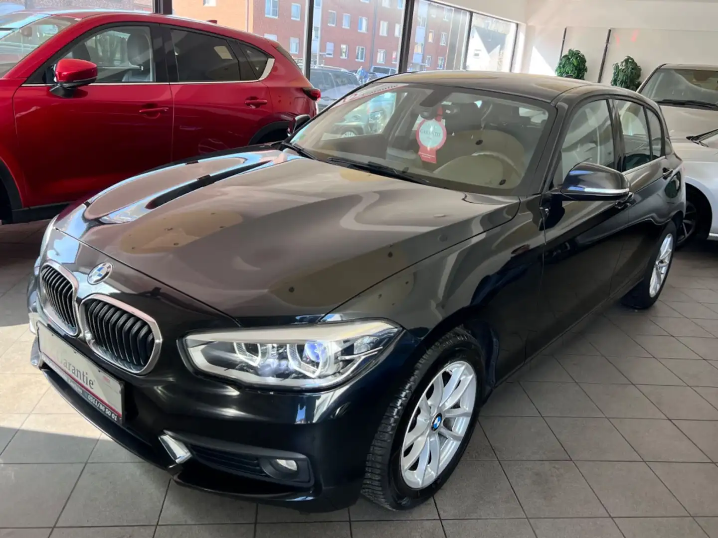 BMW 116 i Advantage Tempomat~Klimaauto~1Hand~5Trg~LED Noir - 2