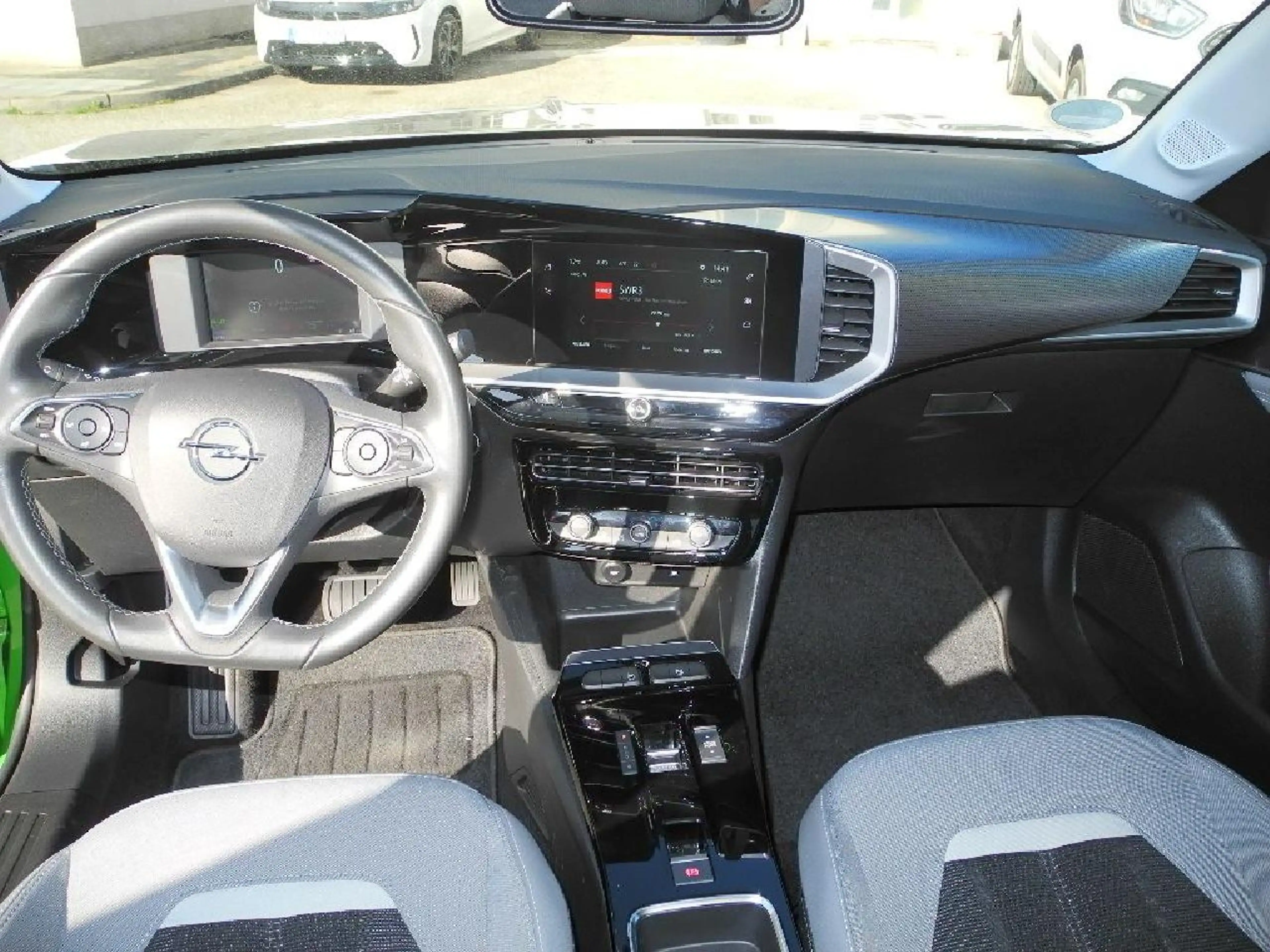 Opel Mokka-E e Elegance — photo 2