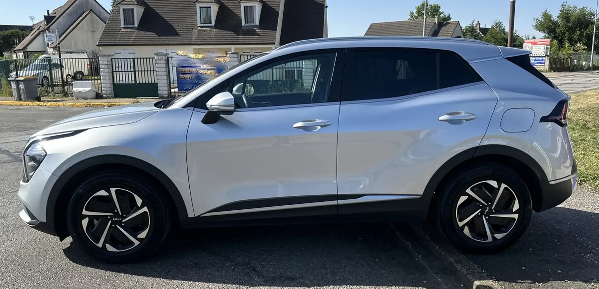 Kia Sportage Active 1.6 CRDi 135CV BVA7 Gris - 2
