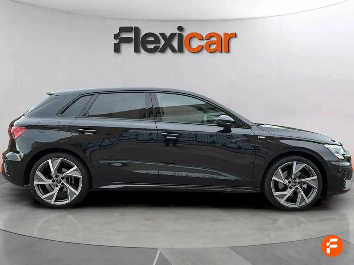 Audi A3 Sportback 30 TFSI 81kW (110CV) - 5P (2023) Negro - 2