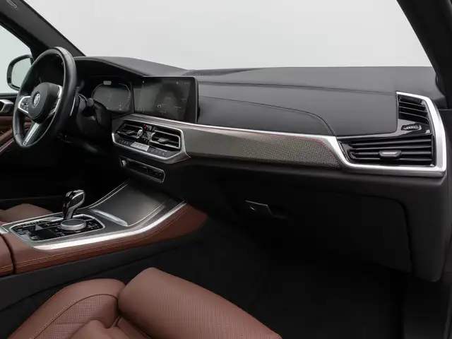 BMW X5 view 23