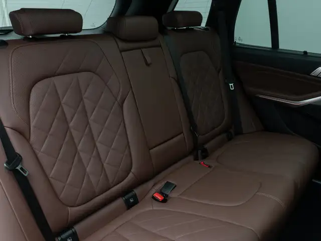 BMW X5 view 27