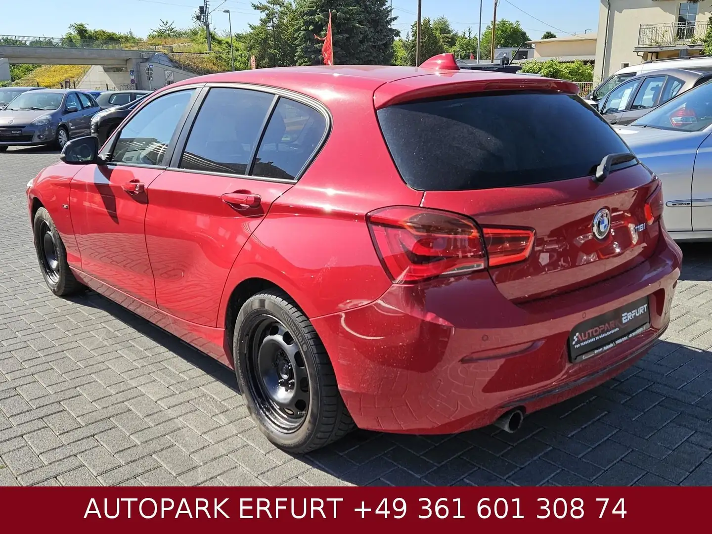 BMW 116 Baureihe 1 Lim. 5-trg. 116 i Sport Line Rot - 2