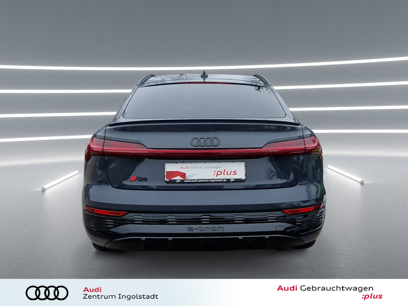 Audi Q8 e-tron Sportback 55 qu edition S line HuD 21" — photo 6