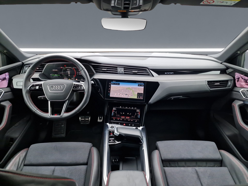 Audi Q8 e-tron Sportback 55 qu edition S line HuD 21" — photo 9