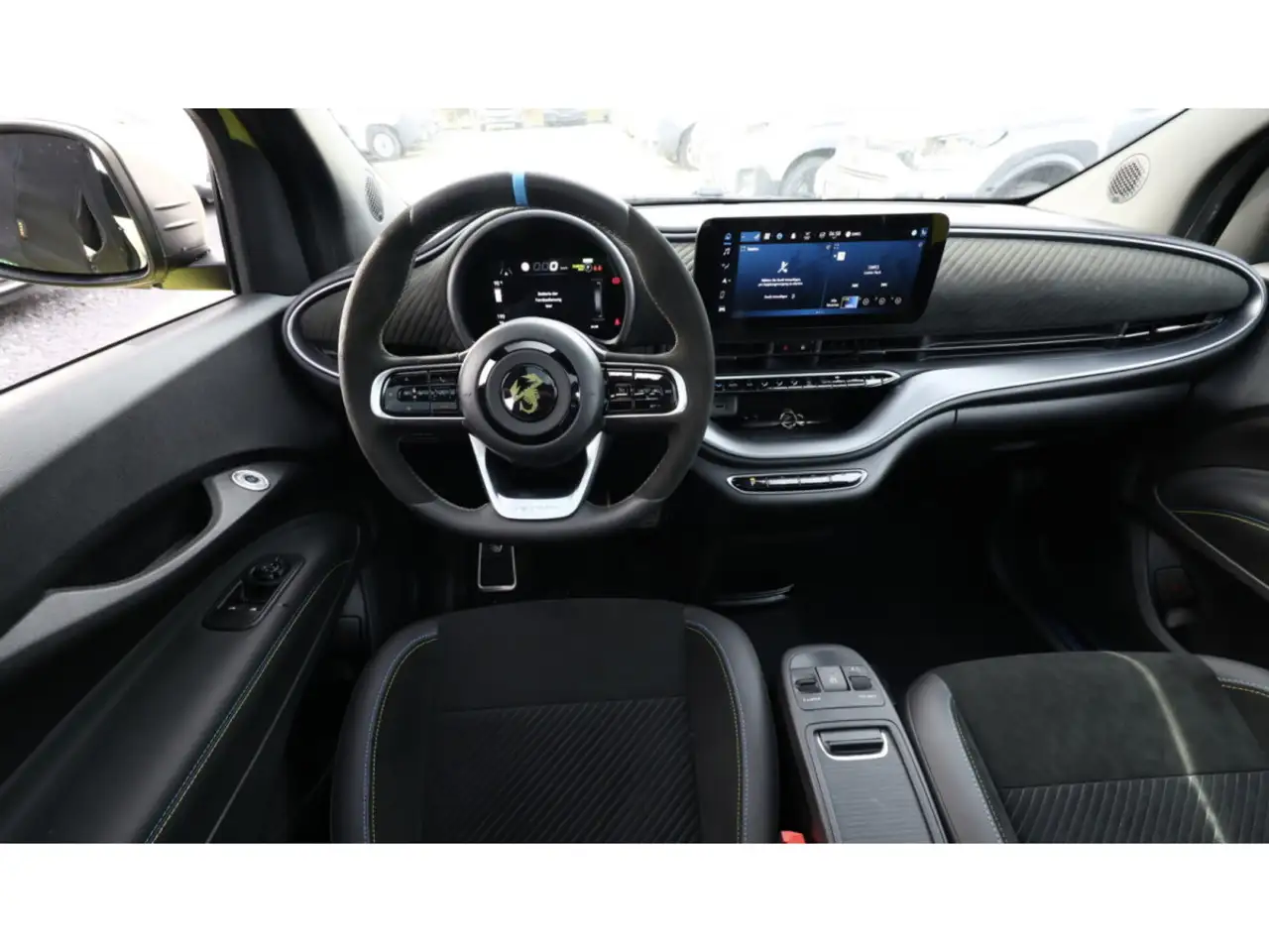 Abarth 500e 2026 — фото 7