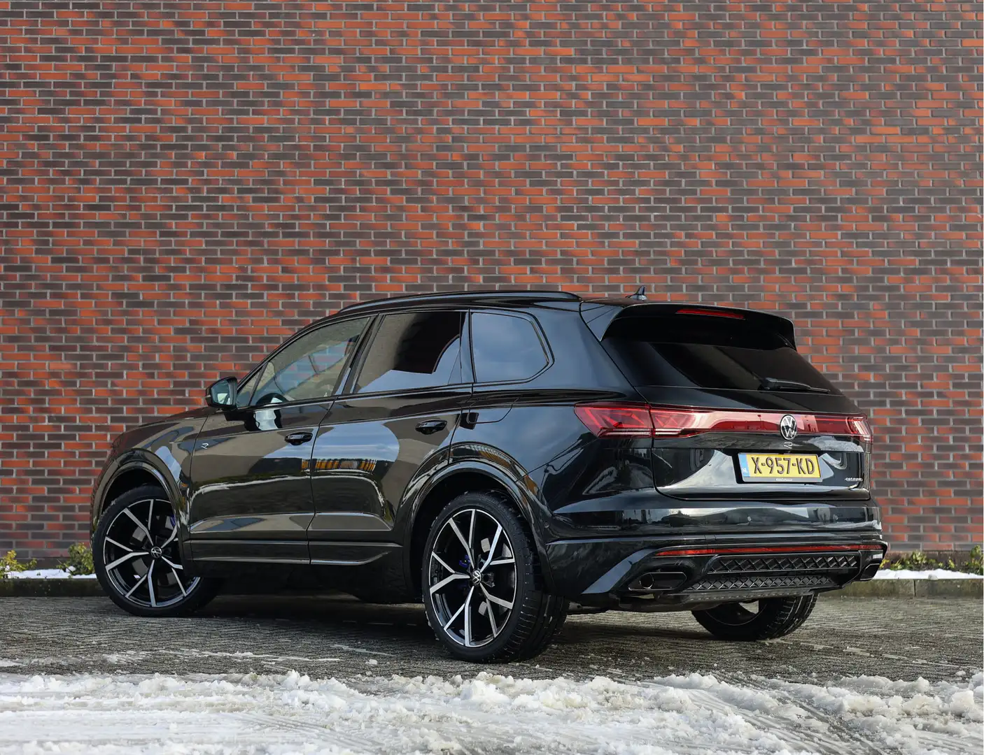 Volkswagen Touareg R eHybrid 4Motion Noir - 2