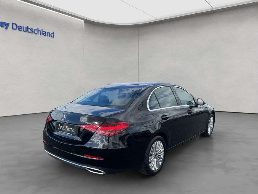 Mercedes-Benz C 180