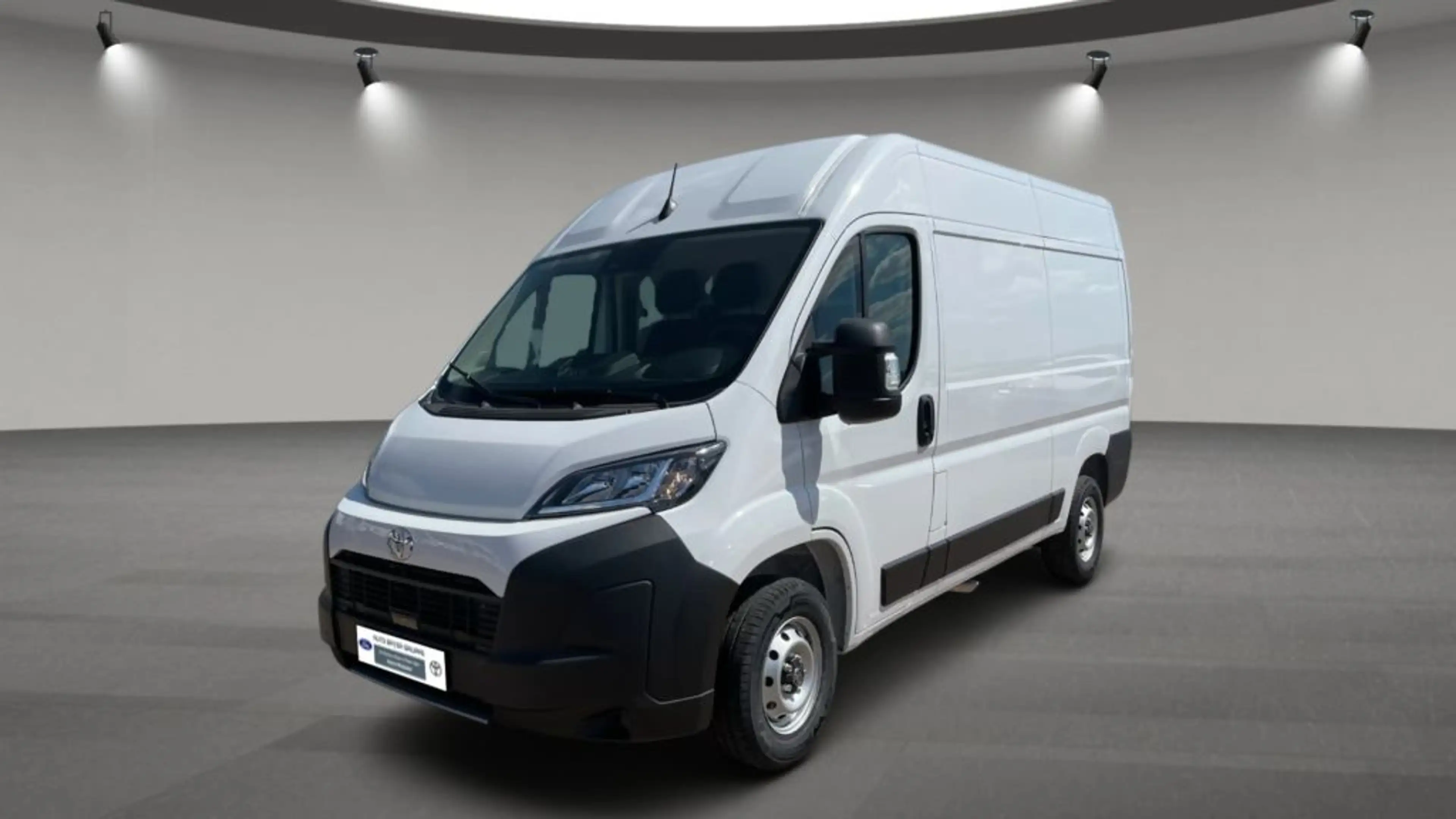 Toyota Proace Max 2.2-l-D 35 L2H2 Comfort — photo 3