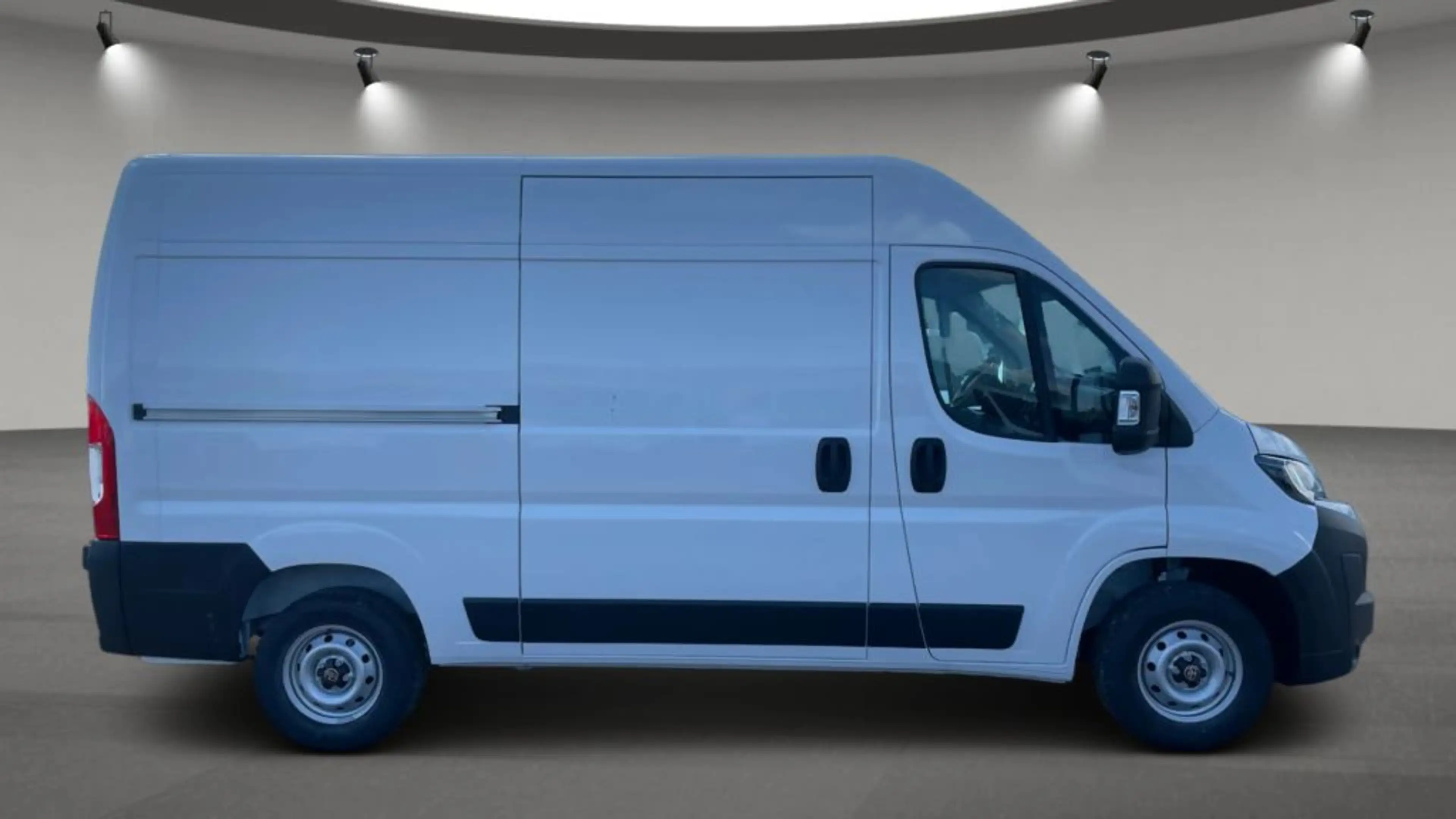 Toyota Proace Max 2.2-l-D 35 L2H2 Comfort — photo 8
